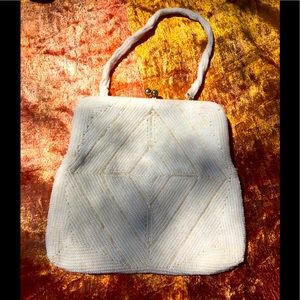 VINTAGE WHITE GEOMETRIC BEADED BAG